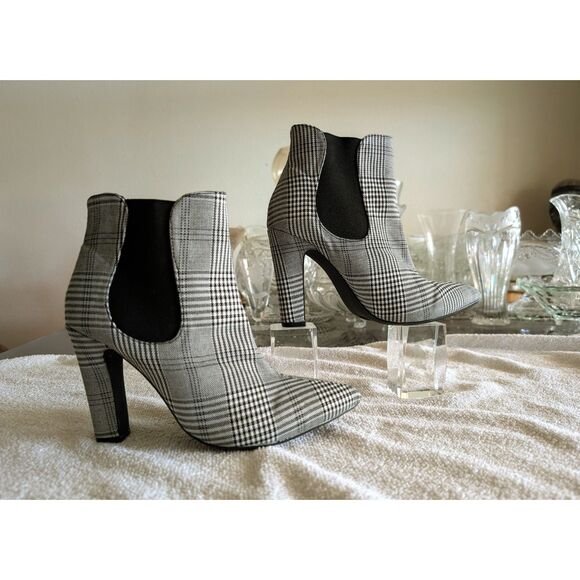 Lulus Rabea Black and White Plaid High Heel Booties Sz 8 - Picture 10 of 11